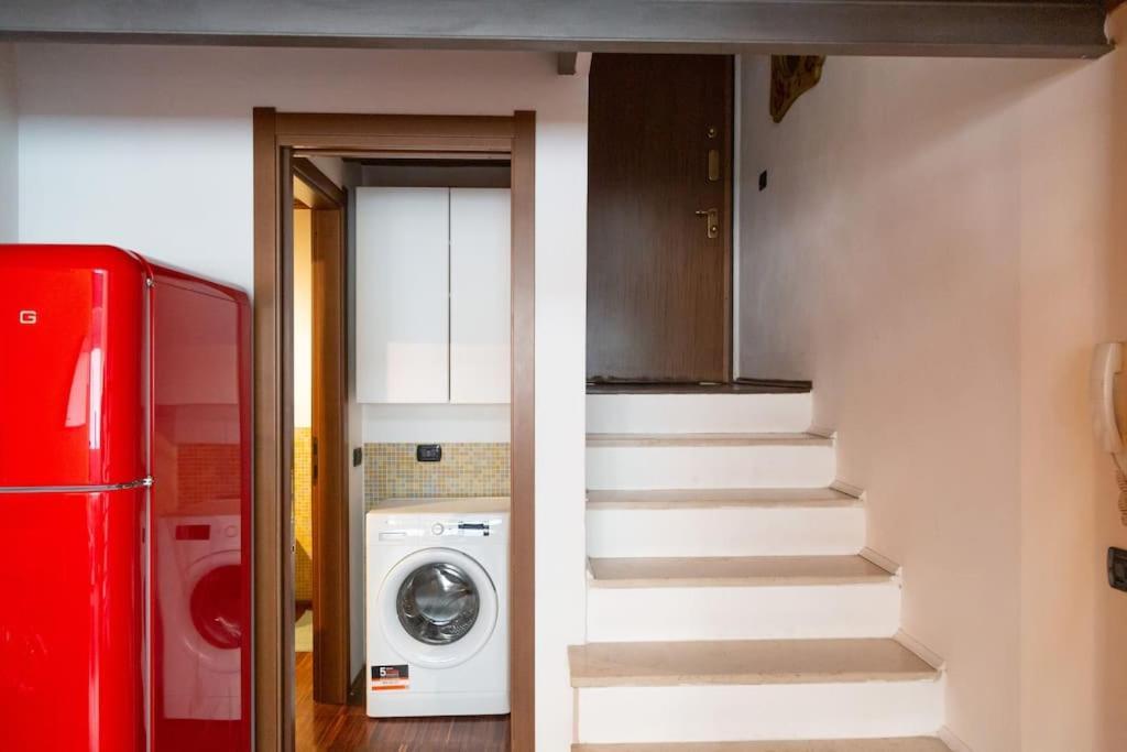Apartamento 2 Min Da Porta Genova - Elegante Bilocale Milán